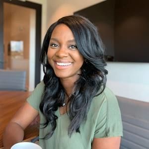 Meet your Posher, Danni